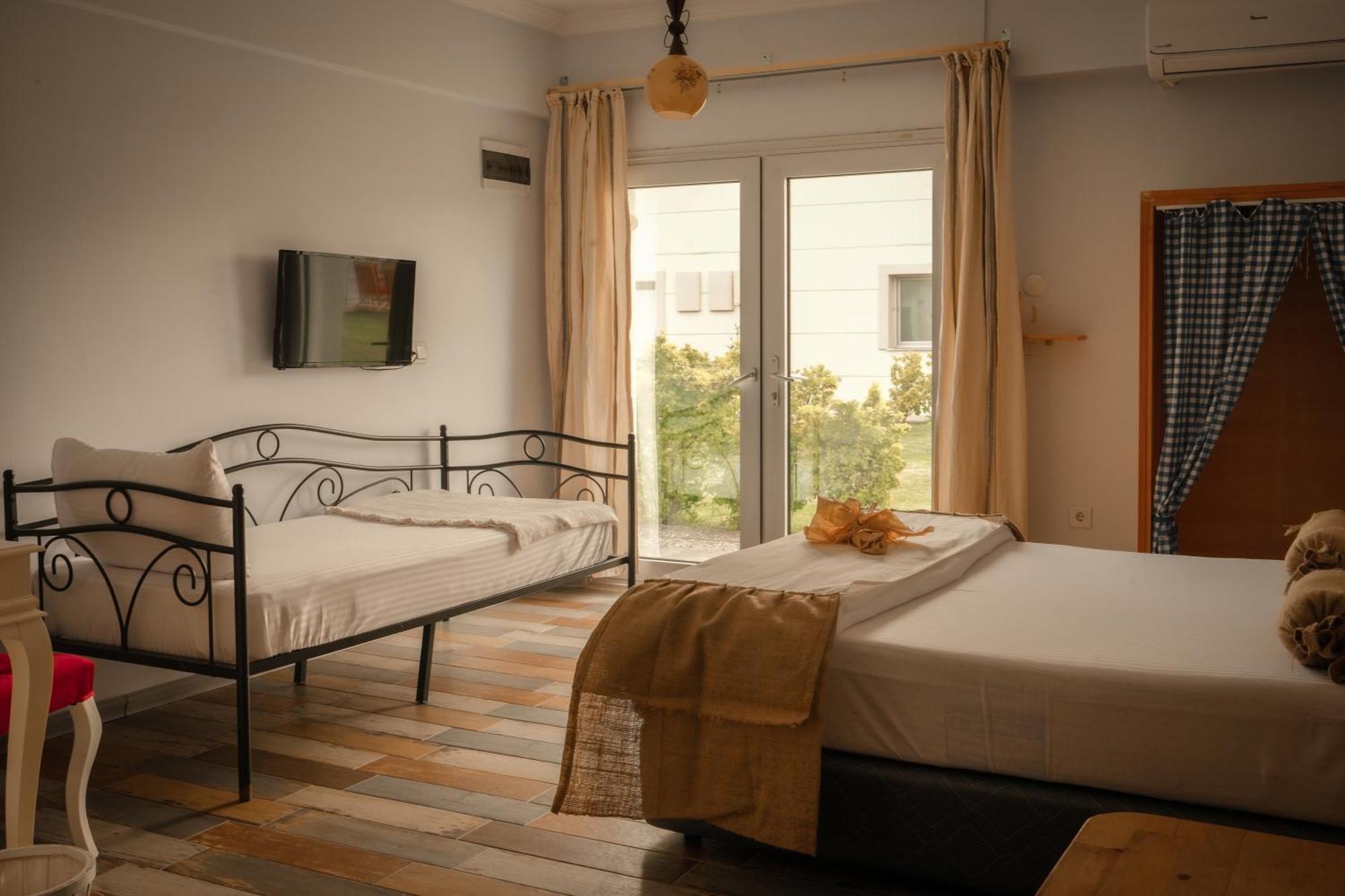 La Vida Otel Urla Esterno foto