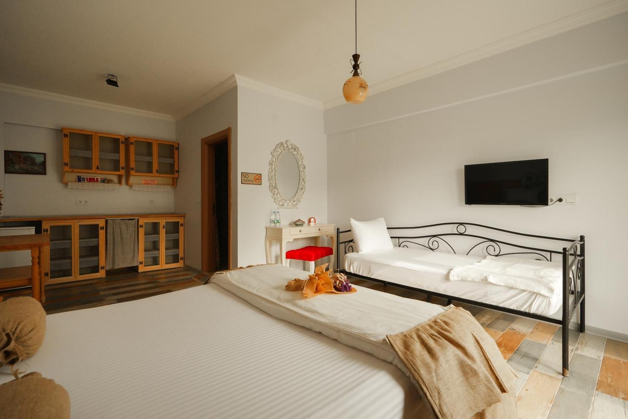 La Vida Otel Urla Esterno foto