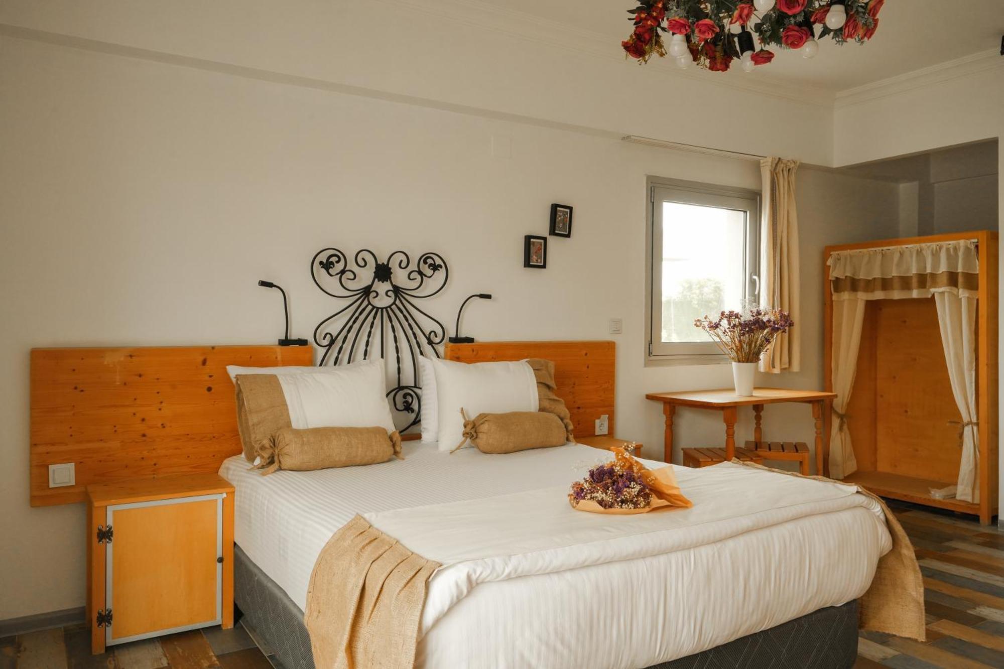 La Vida Otel Urla Esterno foto