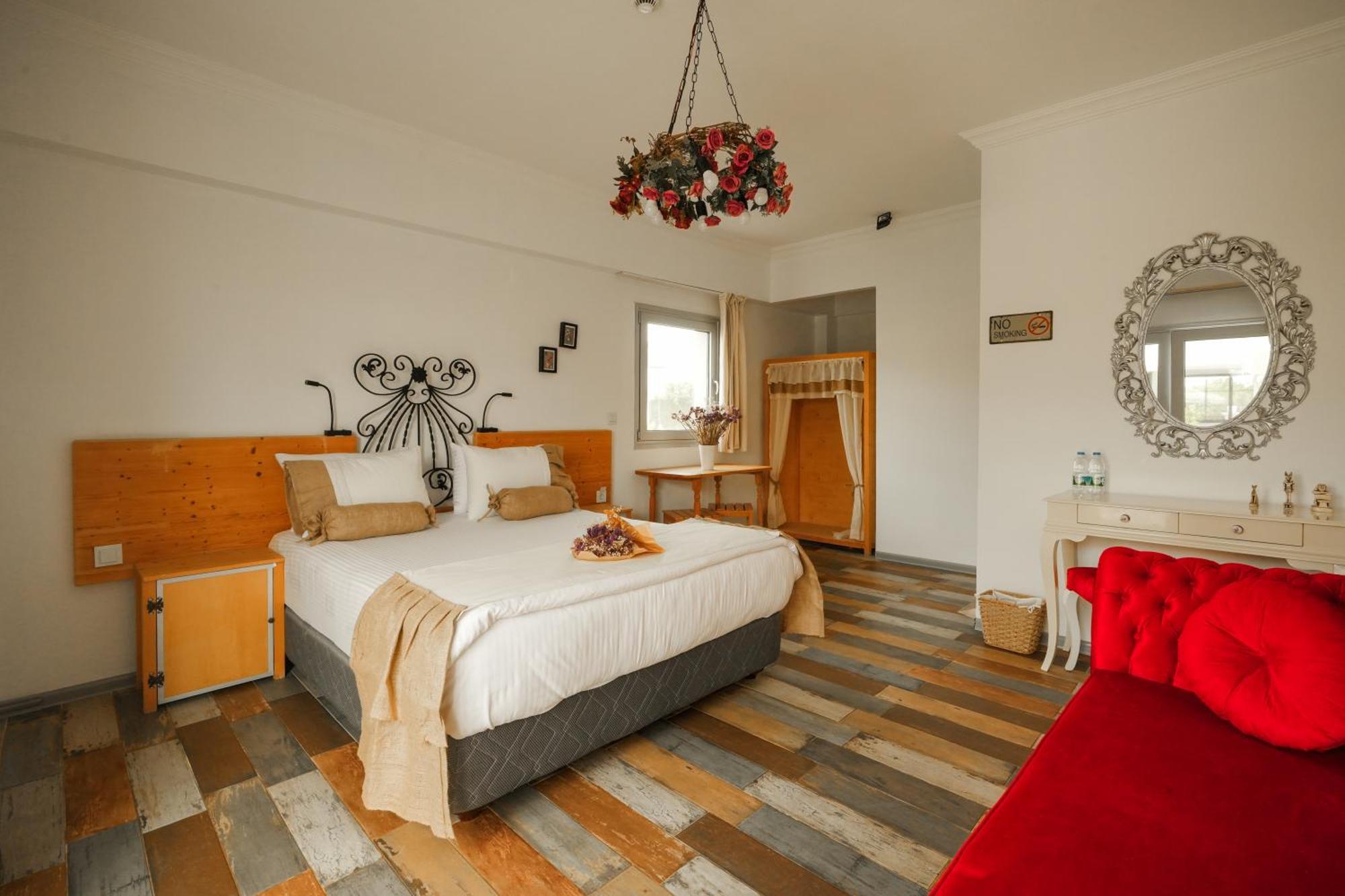 La Vida Otel Urla Esterno foto
