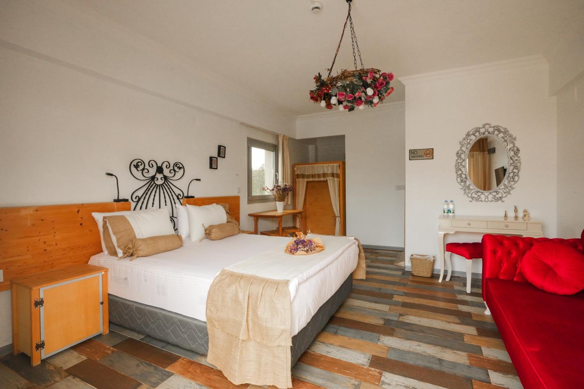 La Vida Otel Urla Esterno foto